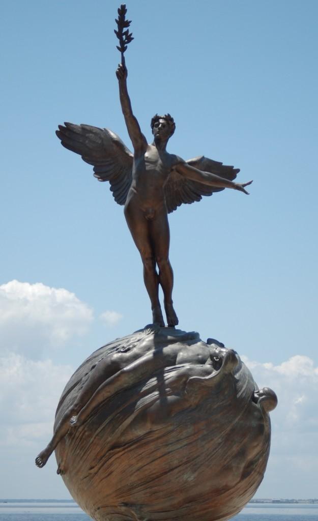 Adrian Pillars, Winged Victory. Dedicated, Christmas Day 1924, Memorial